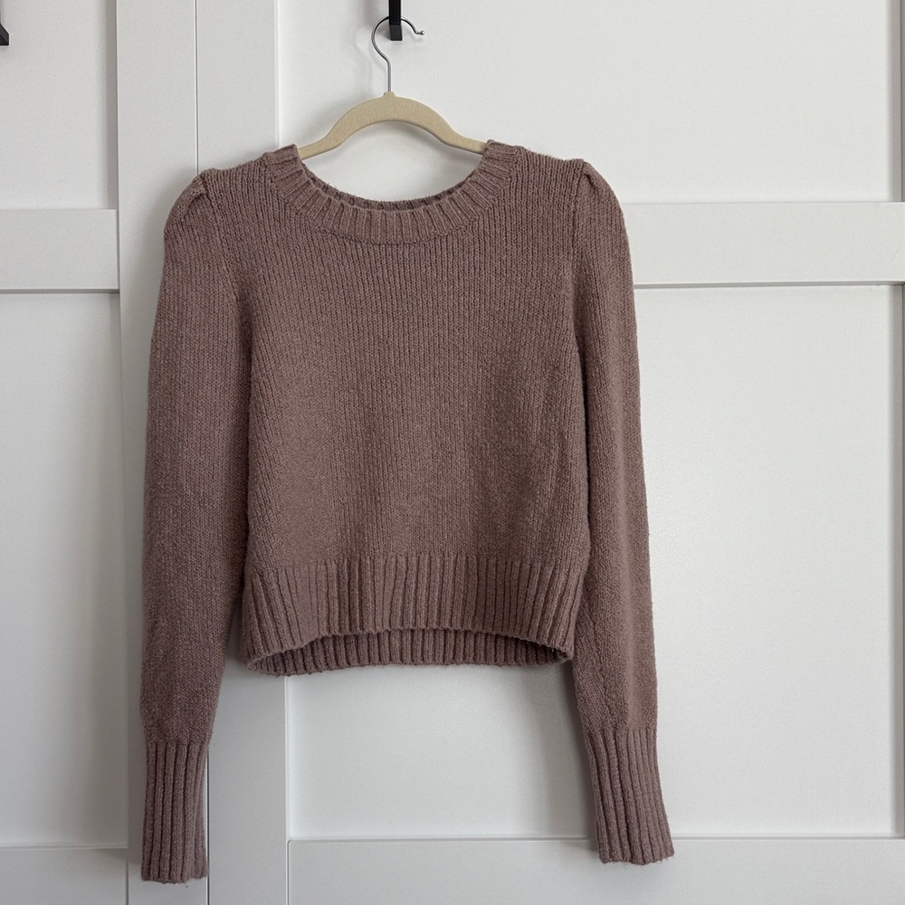 Meave by Anthropologie Dusty Pink Crew Neck Puff Sleeve Crop Sweater